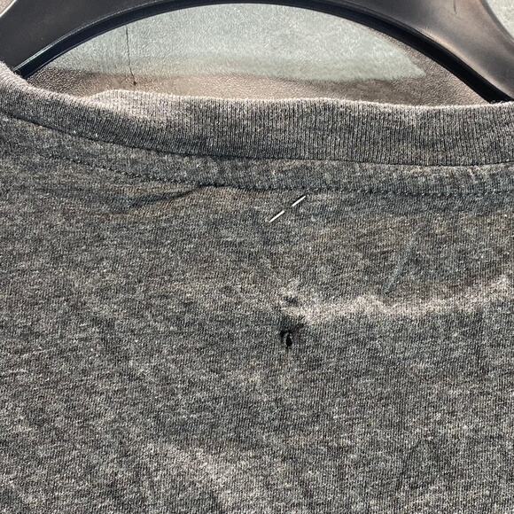 GUESS Women's Charcoal Rhinestone Embellished Crewneck Short Sleeve Tee SZ M - Picture 9 of 11